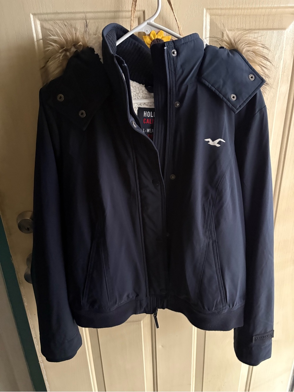 Hollister Men's Navy Blue Faux Fur-Trim Hooded Puffer Jacket